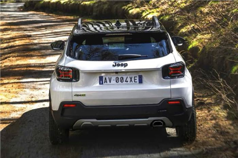 Introducing the Jeep Avenger 4xe: The Ultimate Hybrid Off-Road SUV