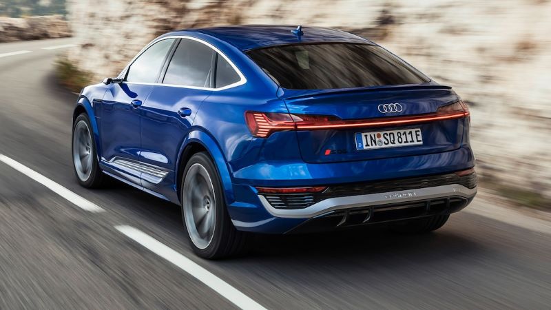 Explore the luxurious Audi Q8, blending advanced technology, powerful performance, and sophisticated design for the ultimate driving experience.