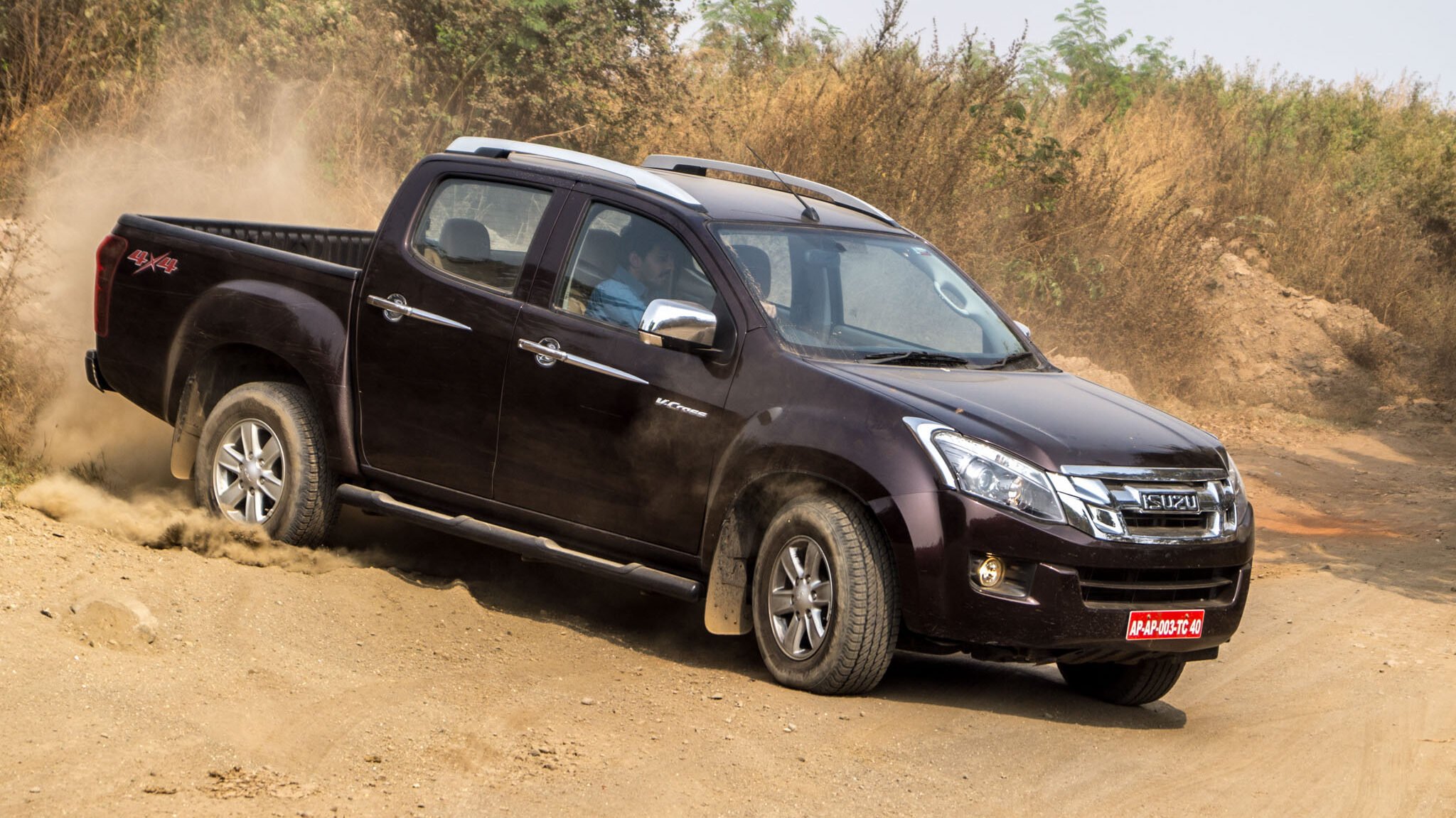 Isuzu v cross