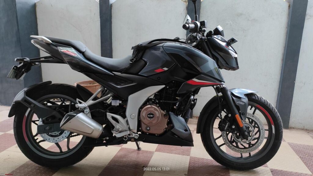 Bajaj Pulsar N250