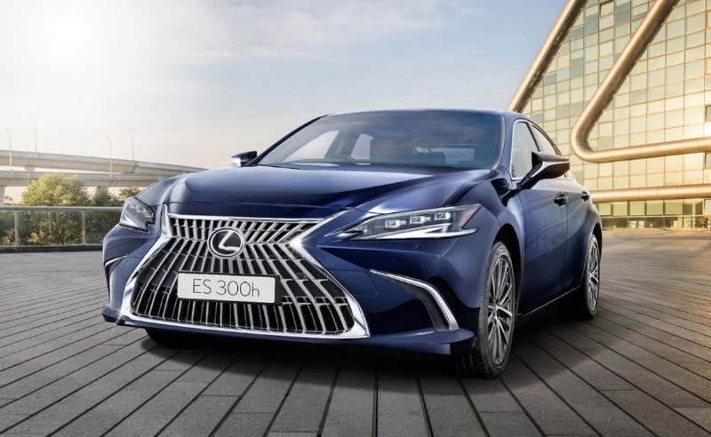 Is the Lexus ES 300h Luxury Plus Edition the Best Luxury Sedan Ever? Find Out Why Everyone’s Talking!